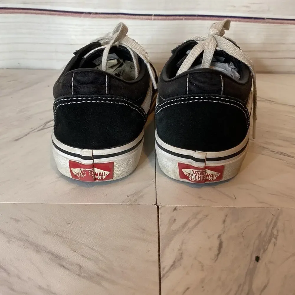 Vans Black & White Classic Old Skool Low Top Sneakers Youth Size 2